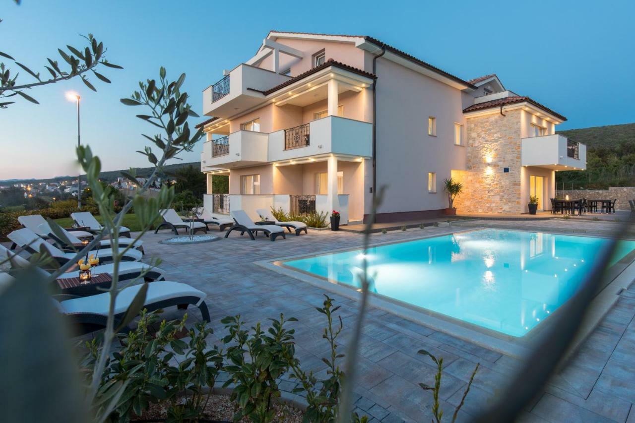 B&B Villa Maris ปูนัต ภายนอก รูปภาพ